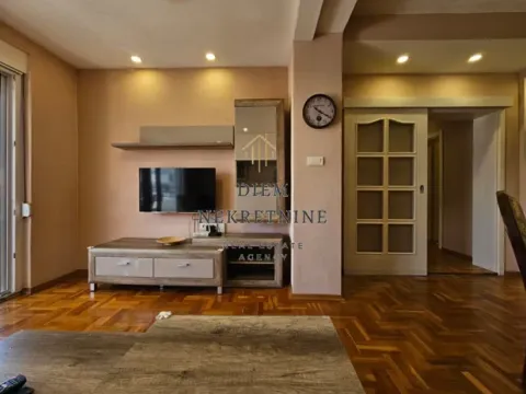 Rent, two bedroom apartment, 60m², Centar, Bar - image 15
