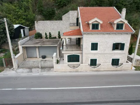 Prodaja, kuća, 211m², Donja Lastva, Tivat - image 20