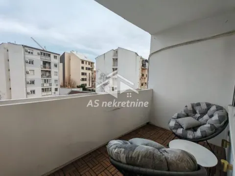 Izdavanje, dvosoban stan, 55m², Vračar Sve Podlokacije, Beograd - image 21