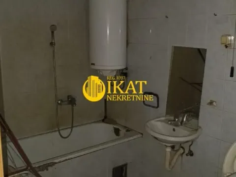 Prodaja, četvorosoban stan, 93m², Bogoslovija, Palilula Sve Podlokacije - image 10