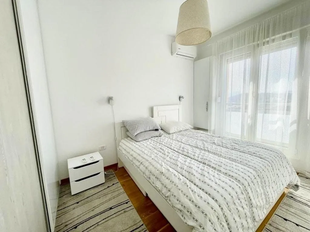 Rent, two bedroom apartment, 75m², City Kvart, Podgorica