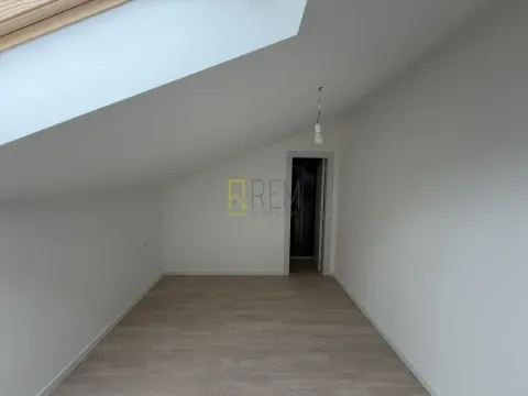 Prodaja, jednosoban stan, 50m², Tološi, Podgorica - image 3