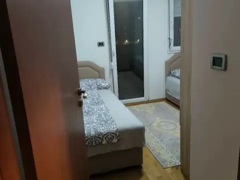 Rent, one bedroom apartment, 80m², Krivi Most, Podgorica - image 5