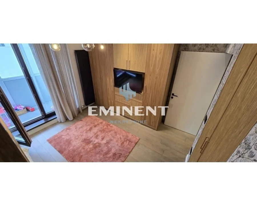Sale, four bedroom apartment, 120m², Savski Venac, Beograd