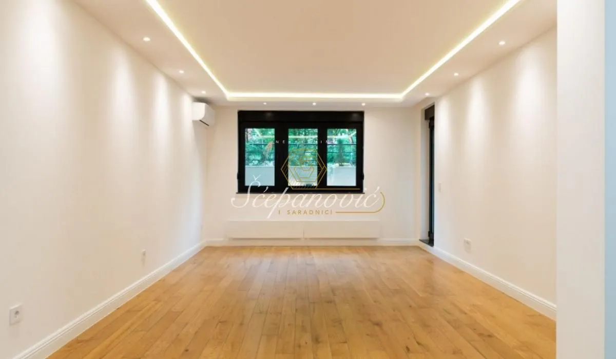 Prodaja, četvorosoban stan, 96m², Crveni Krst, Beograd