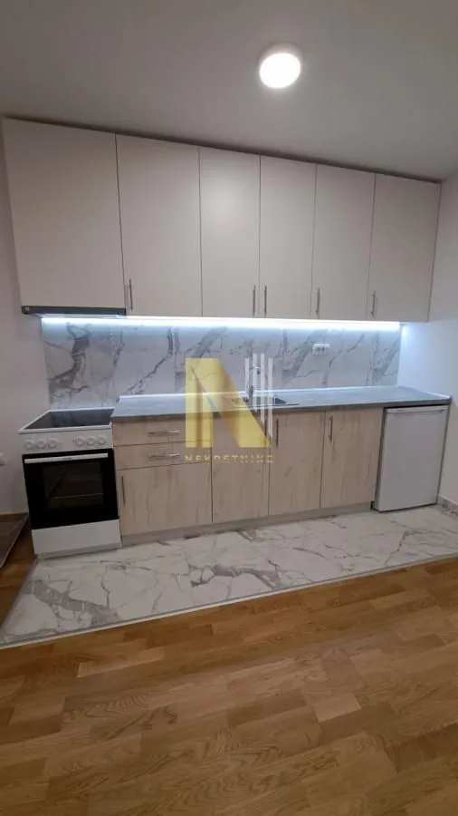 Izdavanje, dvosoban stan, 46m², Novo naselje, Novi Sad