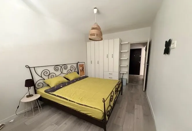 Izdavanje, jednosoban stan, 60m², Blok 5, Podgorica