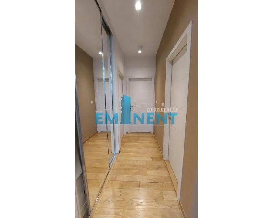Rent, three bedroom apartment, 73m², Južni Bulevar, Vračar Sve Podlokacije