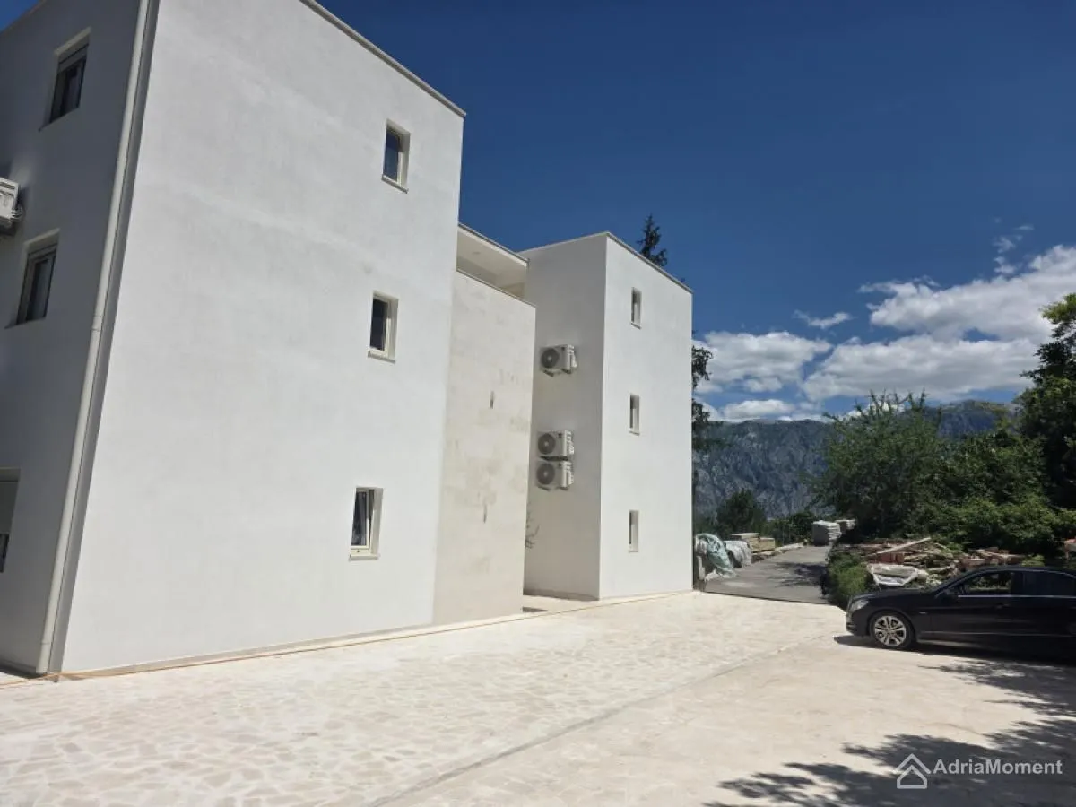 Prodaja, jednosoban stan, 55m², Stoliv, Kotor