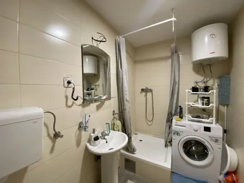 Prodaja, jednosoban stan, 37m², Bulevar Evrope, Novi Sad Sve Podlokacije - image 2