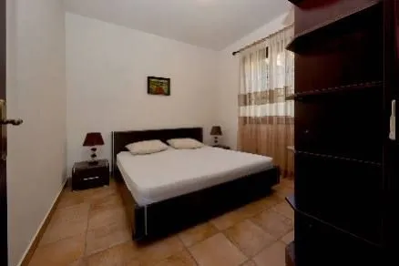 Prodaja, kuća, 235m², Kostanjica, Kotor - image 7