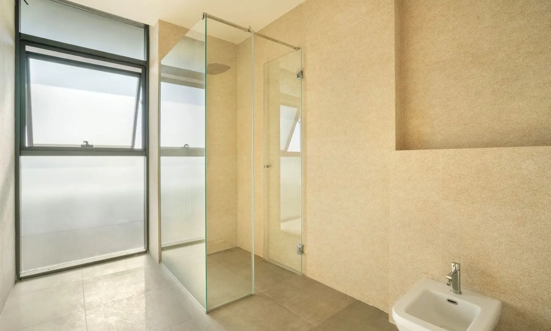 Sale, four bedroom apartment, 270m², Budva, Crna Gora