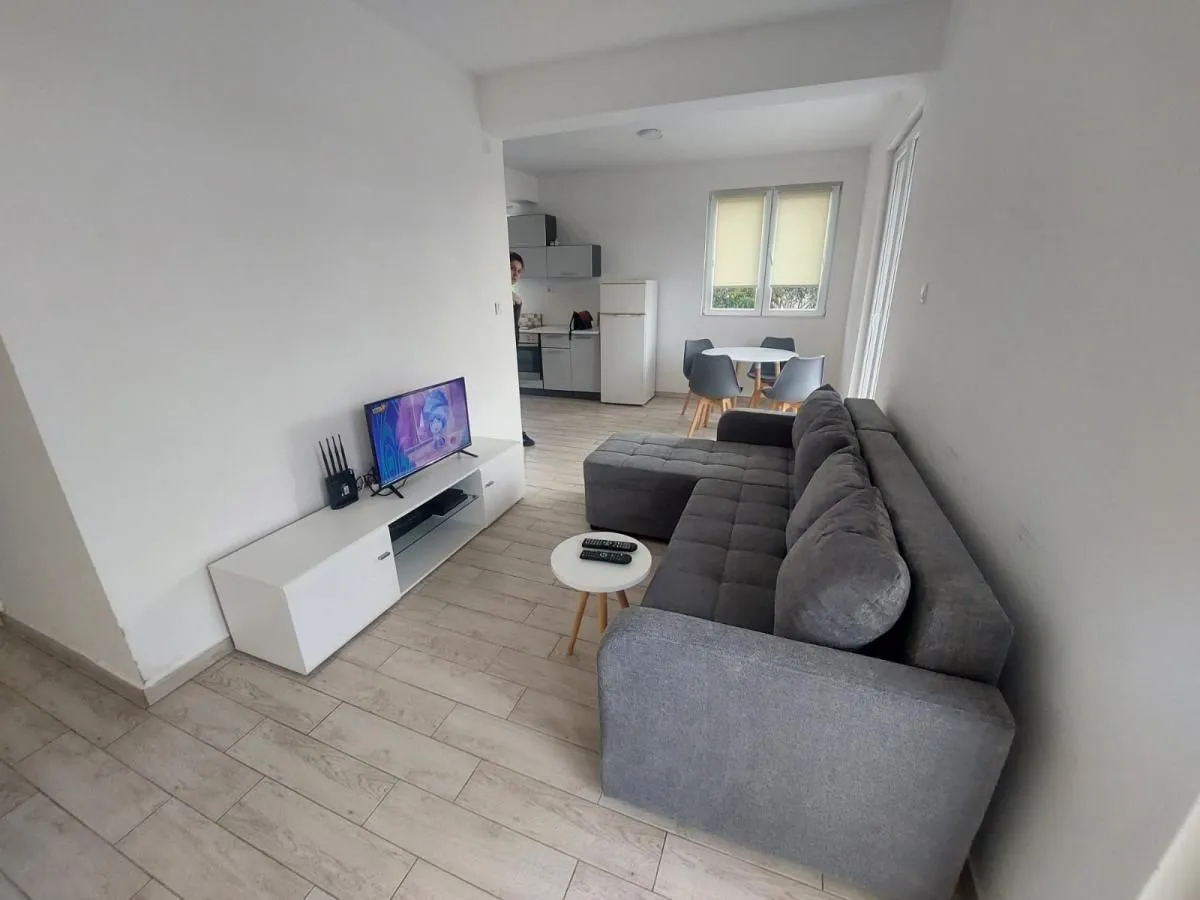 Prodaja, jednosoban stan, 52m², Kumbor, Herceg Novi
