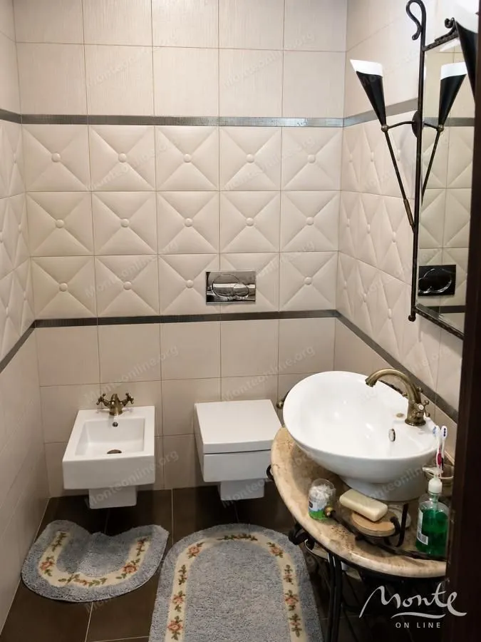 Sale, house, 200m², Bečići, Budva