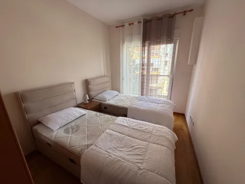 Rent, two bedroom apartment, 75m², City Kvart, Podgorica - image 7