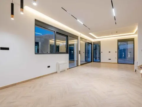 Sale, house, 240m², Kamenovo, Budva - image 15