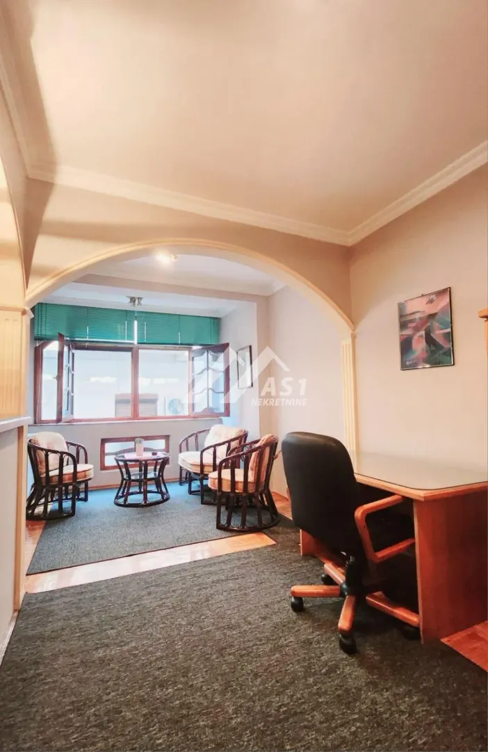 Rent, office space, 42m², Centar, Novi Sad