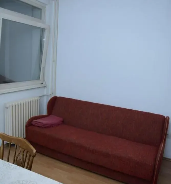 Izdavanje, jednosoban stan, 24m², Zvezdara Sve Podlokacije, Beograd
