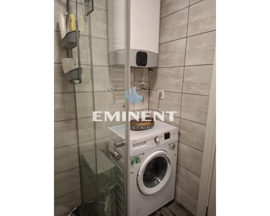 Izdavanje, stan, 27m², Voždovac Sve Podlokacije, Beograd