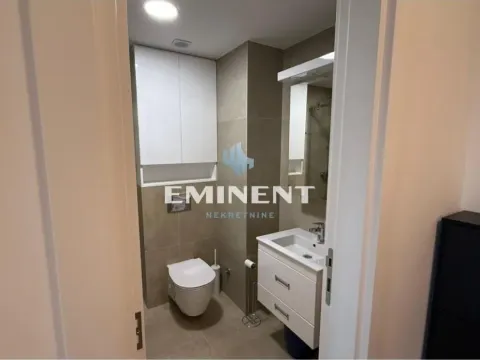 Izdavanje, dvosoban stan, 41m², Hala Pionir, Palilula Sve Podlokacije - image 12