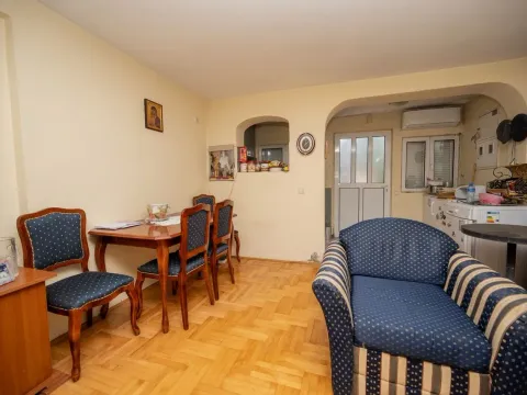 Prodaja, kuća, 183m², Gorica C, Podgorica - image 25