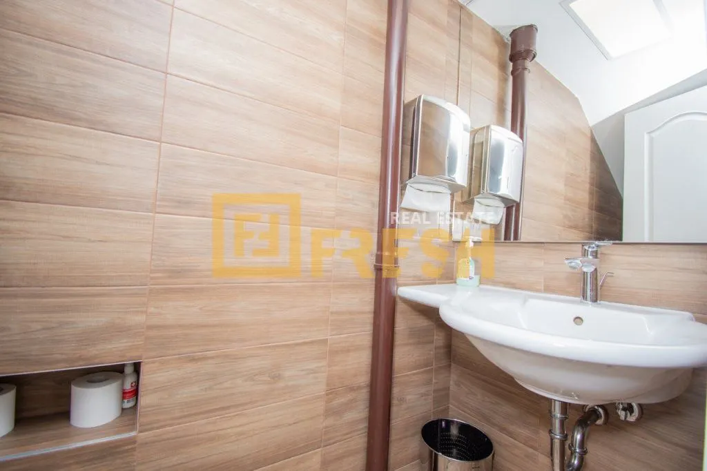 Sale, office space, 80m², Centar, Podgorica