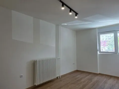 Prodaja, jednosoban stan, 37m², Sajmište, Novi Sad - image 4
