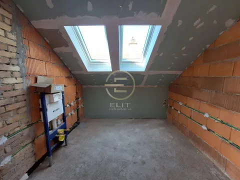 Prodaja, kuća, 360m², Veternik, Novi Sad Sve Podlokacije - image 23