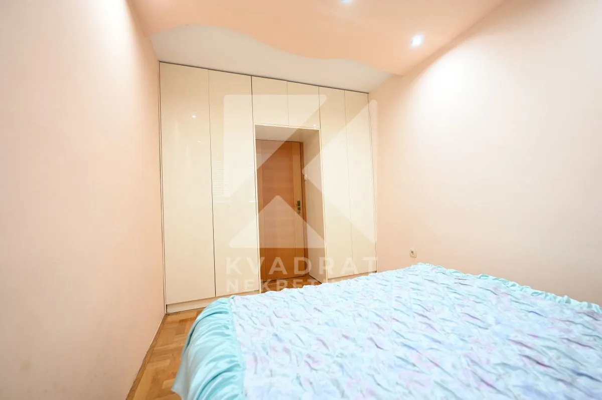 Rent, one bedroom apartment, 65m², Blok 6, Podgorica