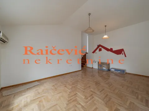 Sale, three bedroom apartment, 83m², Lion, Zvezdara Sve Podlokacije - image 3