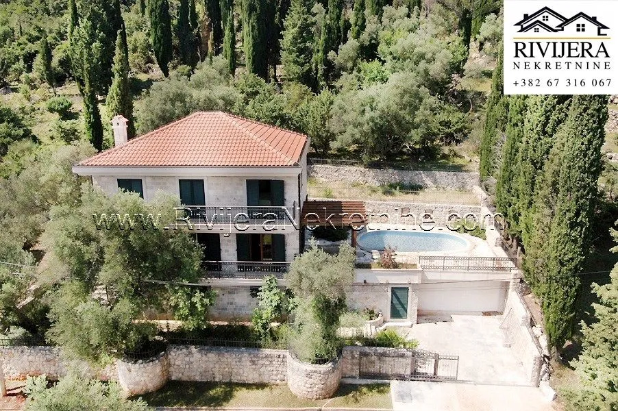 Prodaja, kuća, 223m², Žvinje, Herceg Novi