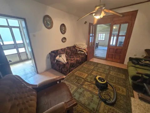 Sale, house, 300m², Majur, Jagodina - image 2