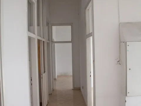 Izdavanje, poslovni prostor, 122m², Drpe Mandića, Podgorica - image 18