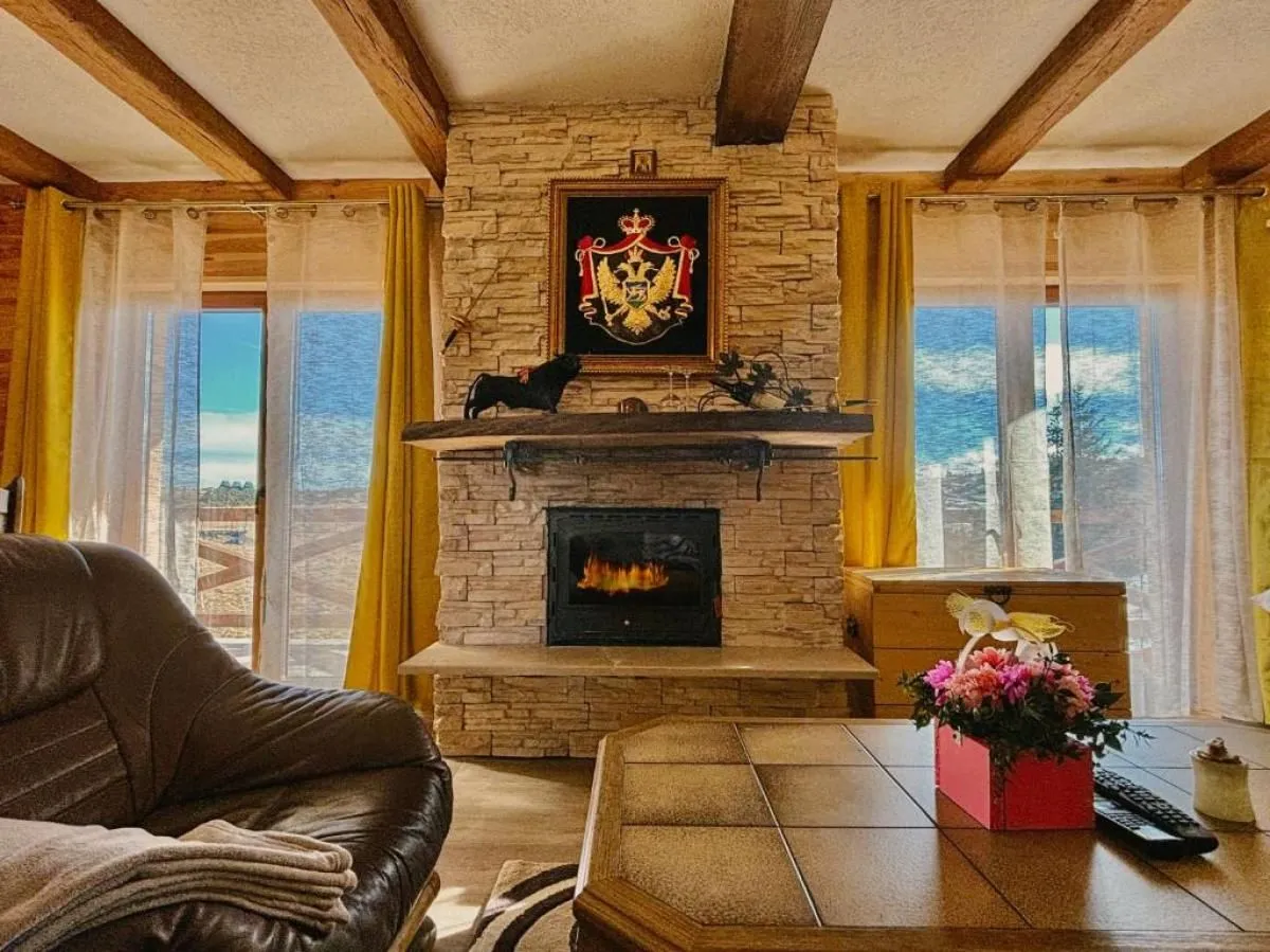 Prodaja, kuća, 274m², Žabljak, Crna Gora