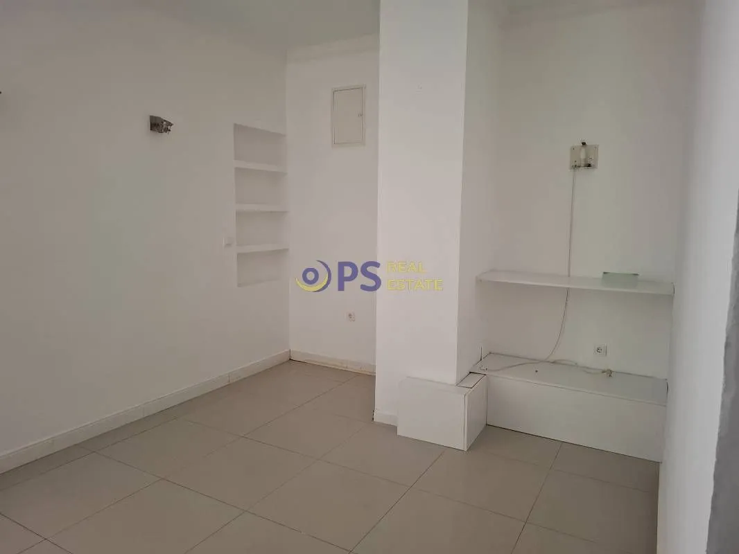 Rent, office space, 75m², Bar, Crna Gora