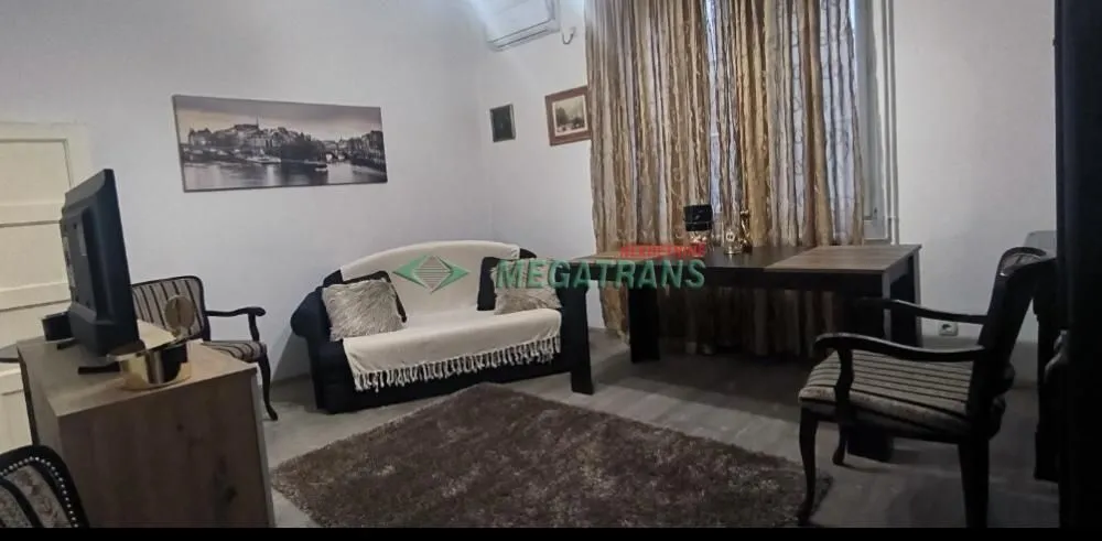 Izdavanje, jednosoban stan, 46m², Slavija, Vračar Sve Podlokacije