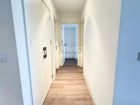 Rent, three bedroom apartment, 71m², Savski Venac, Beograd - image 12