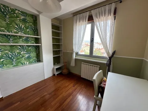 Rent, two bedroom apartment, 90m², Stari Aerodrom, Podgorica - image 14