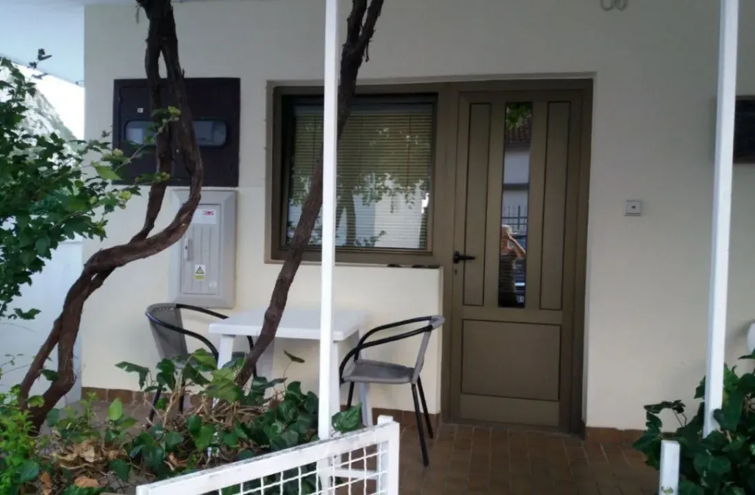 Stan-na-dan, kuća, 26m², Sutomore, Bar