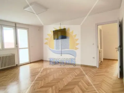 Prodaja, dvosoban stan, 79m2, Filmski Grad, Beograd Prodaja, dvosoban stan, 79m2, Filmski Grad, Beograd