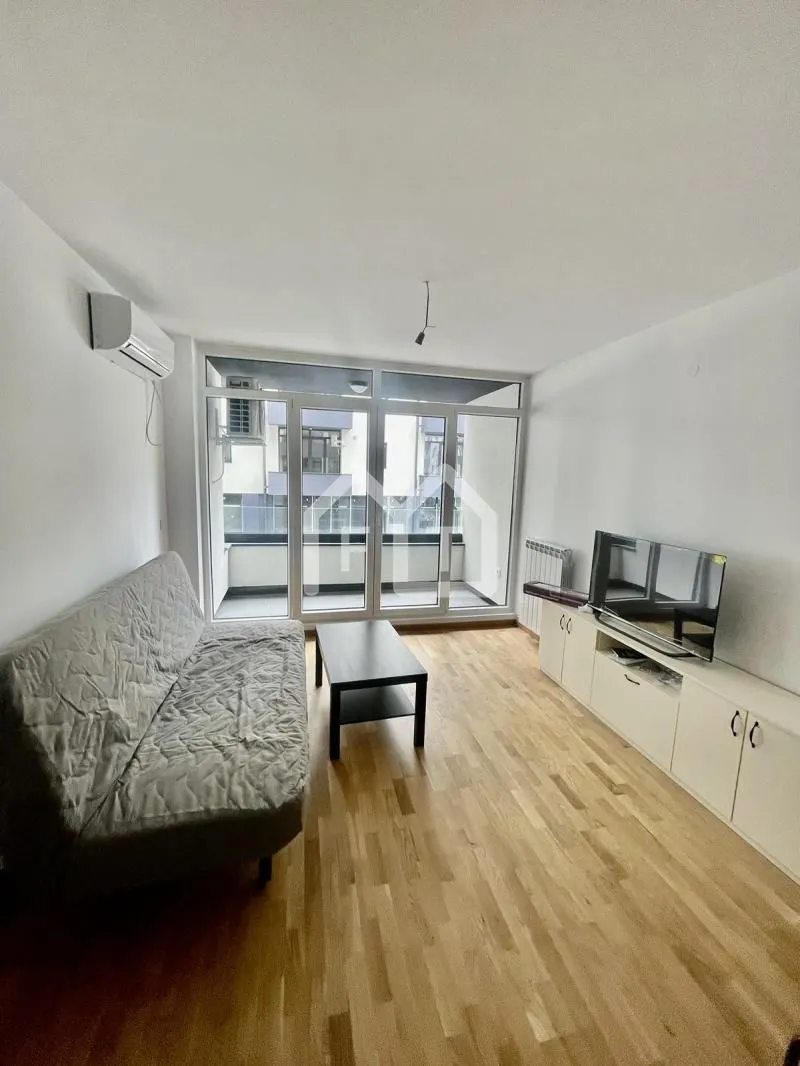 Izdavanje, dvosoban stan, 45m², Višnjička Banja, Palilula Sve Podlokacije