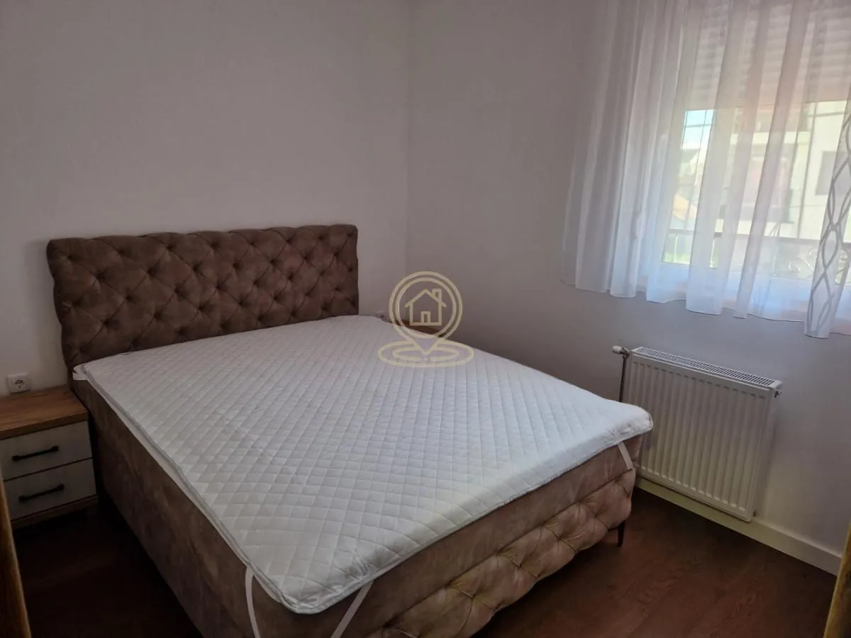 Izdavanje, jednosoban stan, 45m², Salajka, Novi Sad Sve Podlokacije