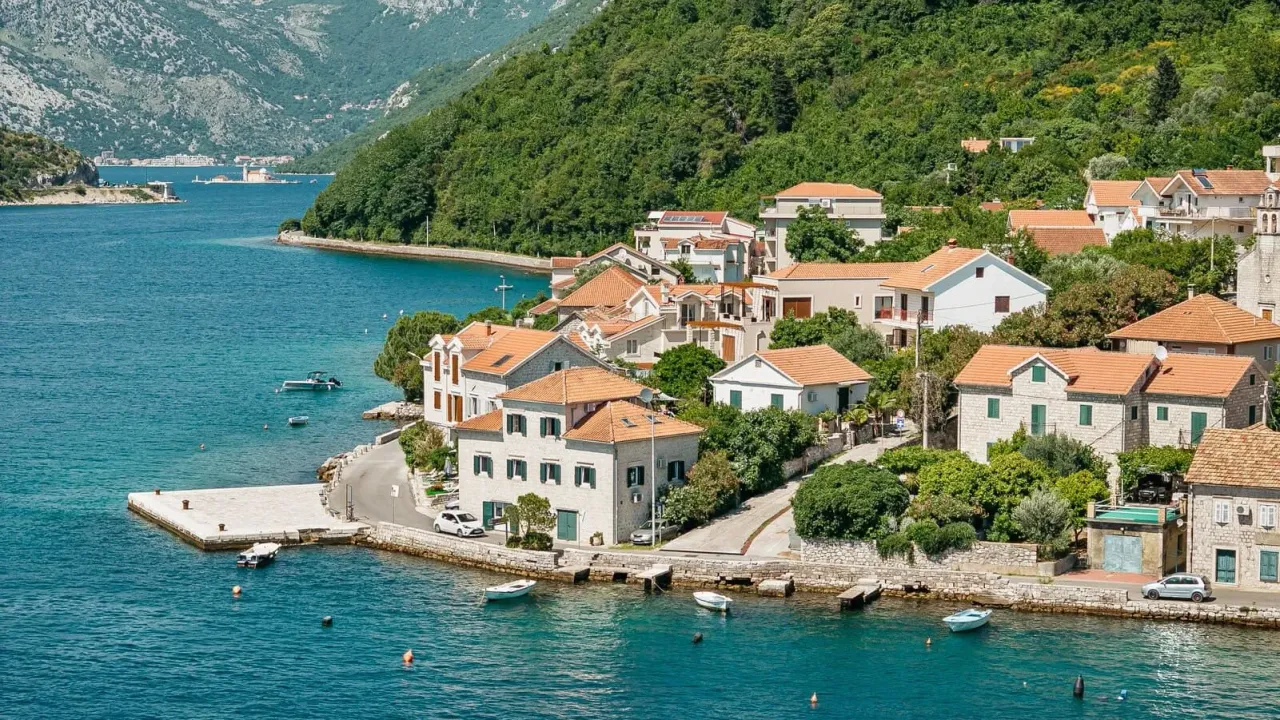 Prodaja, kuća, 291m², Lepetani, Tivat