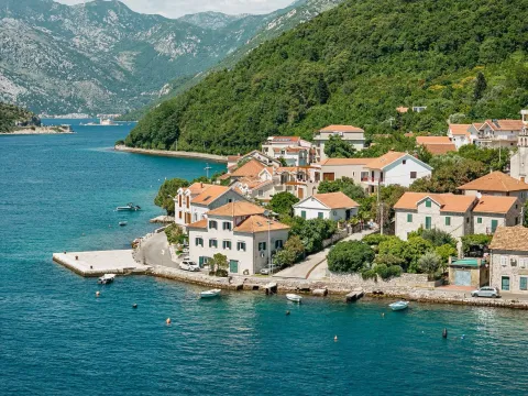 Prodaja, kuća, 291m², Lepetani, Tivat