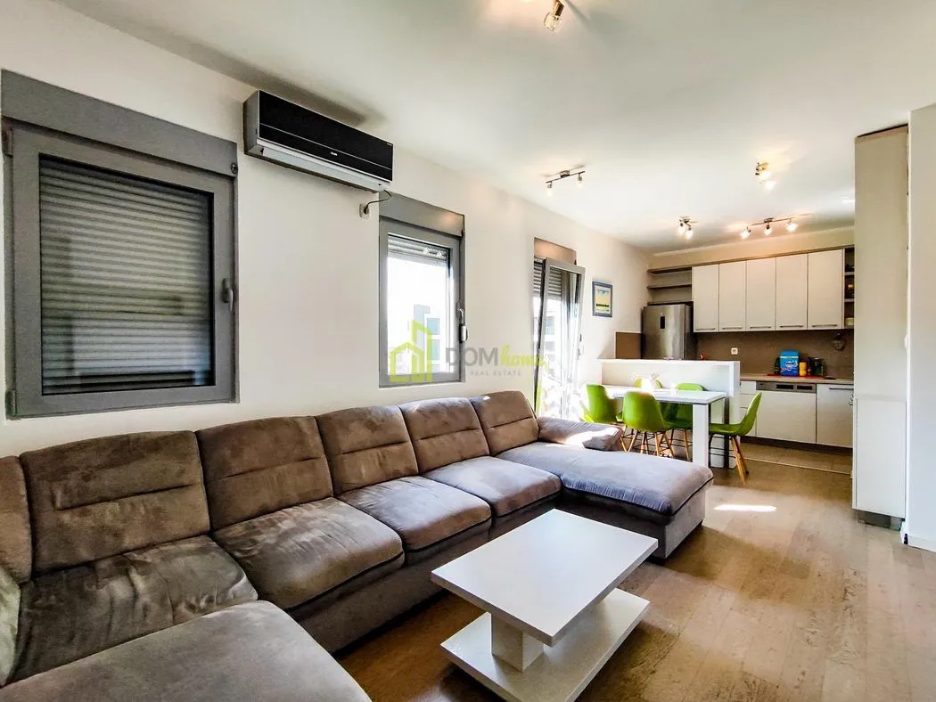 Izdavanje, dvosoban stan, 63m², Dalmatinska ulica, Podgorica