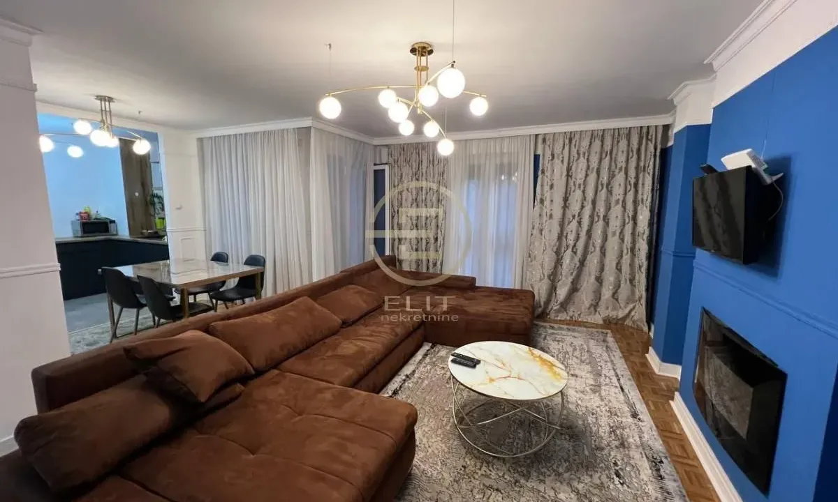 Prodaja, trosoban stan, 96m², Detelinara, Novi Sad Sve Podlokacije