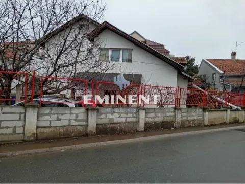 Sale, house, 201m², Vojvode Vlahovica, Beograd - image 1