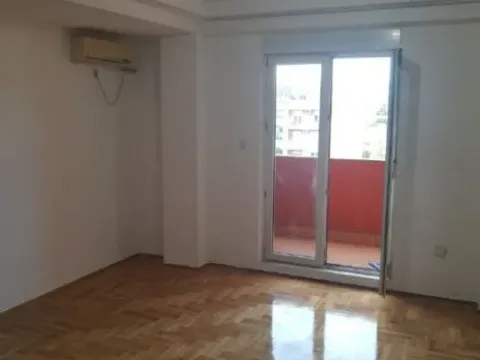 Sale, one bedroom apartment, 56m², Podgorica, Crna Gora - image 4