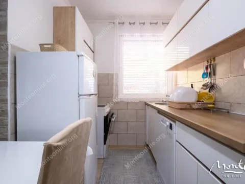 Prodaja, dvosoban stan, 48m², Dobrota, Kotor - image 8