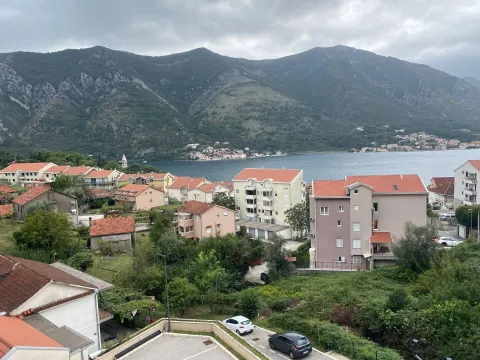 Prodaja, dvosoban stan, 62m², Dobrota, Kotor - image 3
